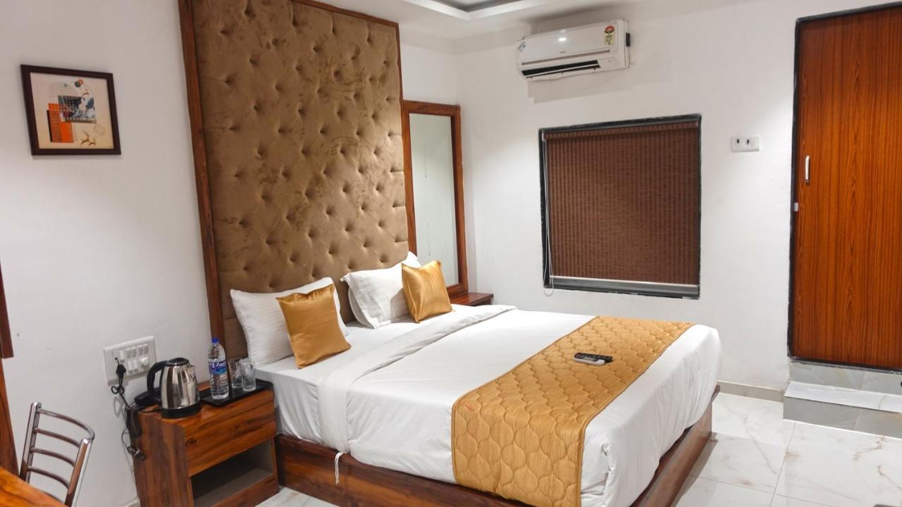 Hotel Palms Residency, Chembur Mumbai Eksteriør bilde