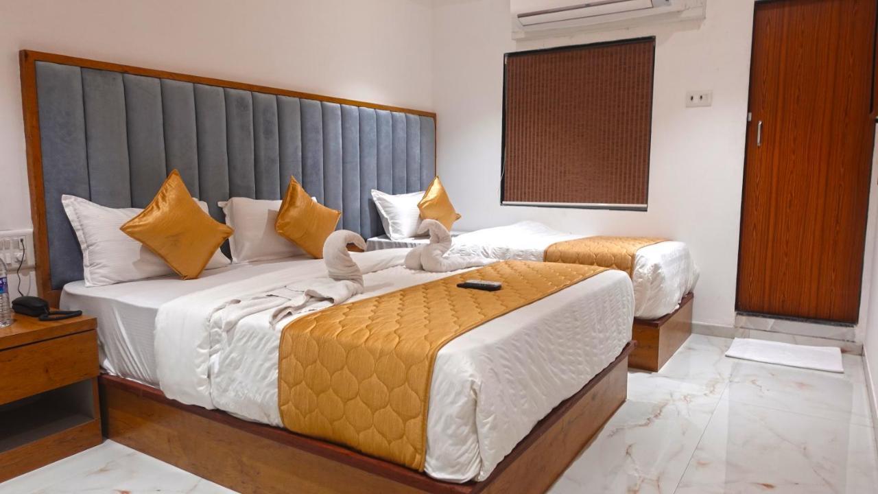 Hotel Palms Residency, Chembur Mumbai Eksteriør bilde