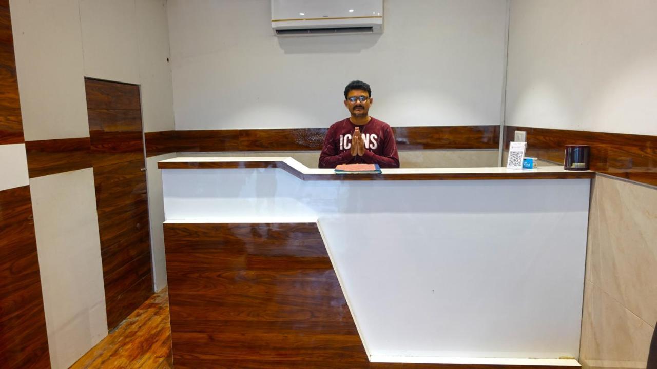 Hotel Palms Residency, Chembur Mumbai Eksteriør bilde